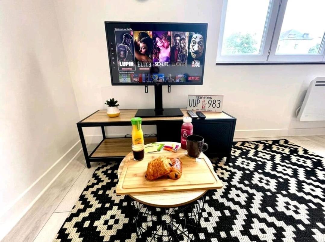 The New-Yorker - Hyper Centre- 2Mn Gare Sncf - Wi-Fi Netflix Gratuit Apartment Niort Exterior photo